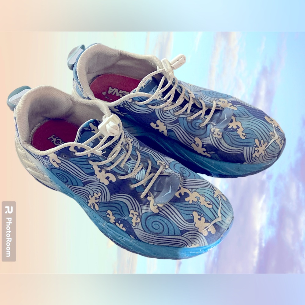 Hoka One One men’s size 9 running shoes